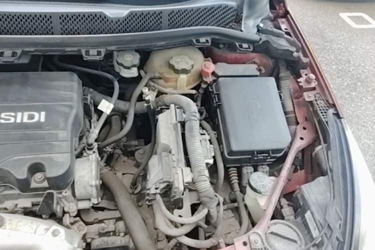 Used Buick Verano 2016 Hatchback 15S Automatic Ambition Model Engine Bay Left