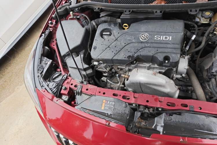 Used Buick Verano 2016 Hatchback 15S Automatic Leading Model Engine Bay Right
