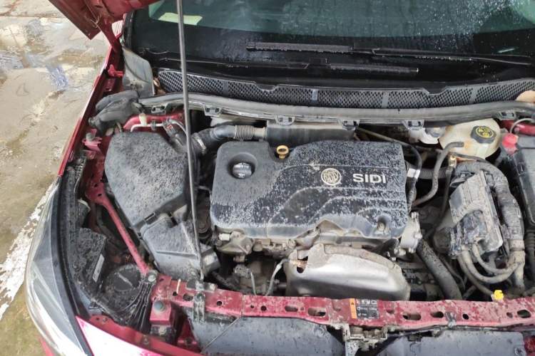 Used Buick Verano 2016 Hatchback 15S Automatic Ambition Model Engine Bay Right