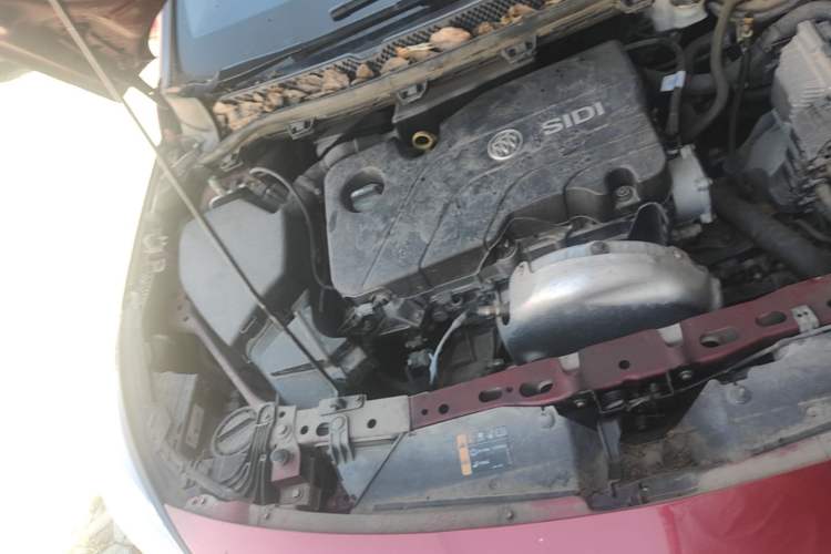 Used Buick Verano 2016 Hatchback 15S Automatic Leading Model Engine Bay Right