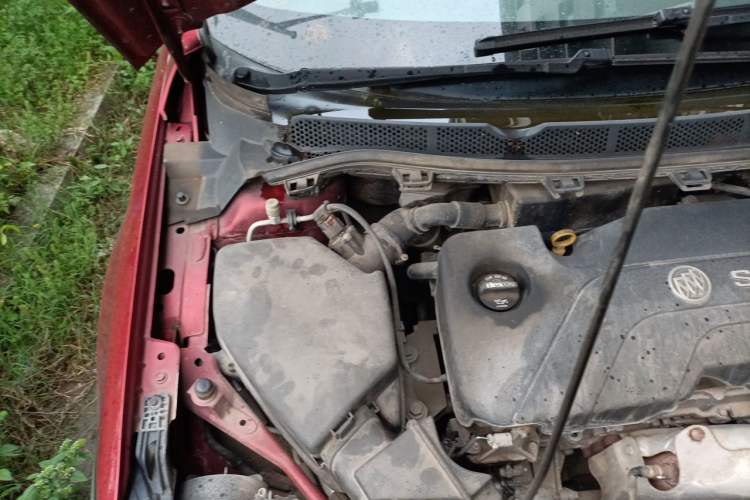 Used Buick Verano 2016 Hatchback 15S Automatic Leading Model Engine Bay Right
