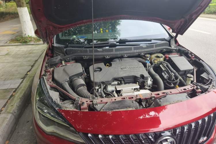 Used Buick Verano 2016 Hatchback GS 20T Dual-Clutch Passionate Sporty Model Engine Bay Right