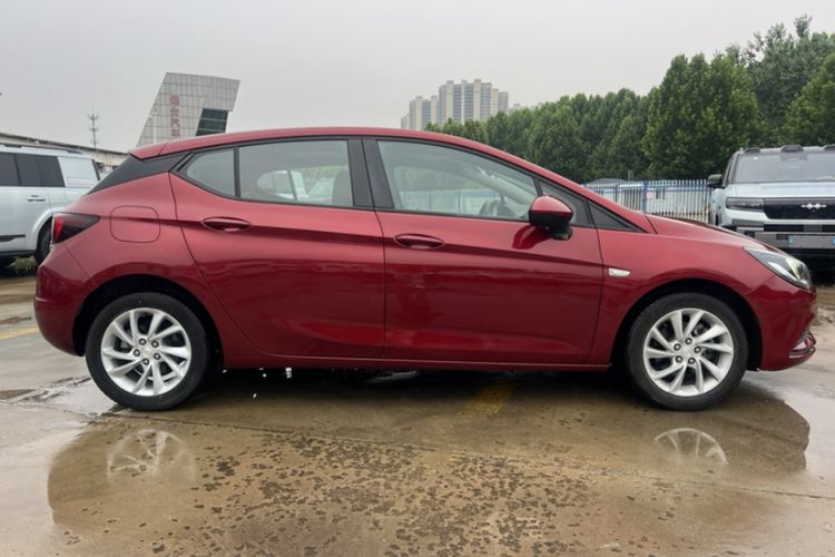 Used Buick Verano 2016 Hatchback 15S Automatic Ambition Model Exterior 8