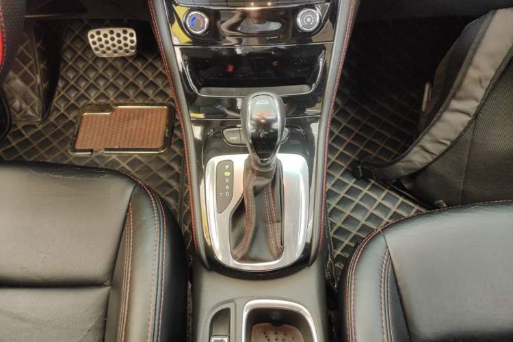 Used Buick Verano 2016 Two-Door GS 20T Dual-Clutch Haoting Sporty Model Gear Lever