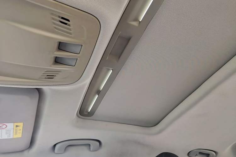 Used Buick Verano 2016 Hatchback 15S Automatic Ambition Model Headliner