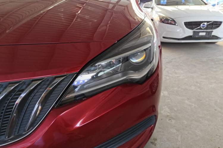 Used Buick Verano 2016 Hatchback 15S Automatic Leading Model Left Front Headlight