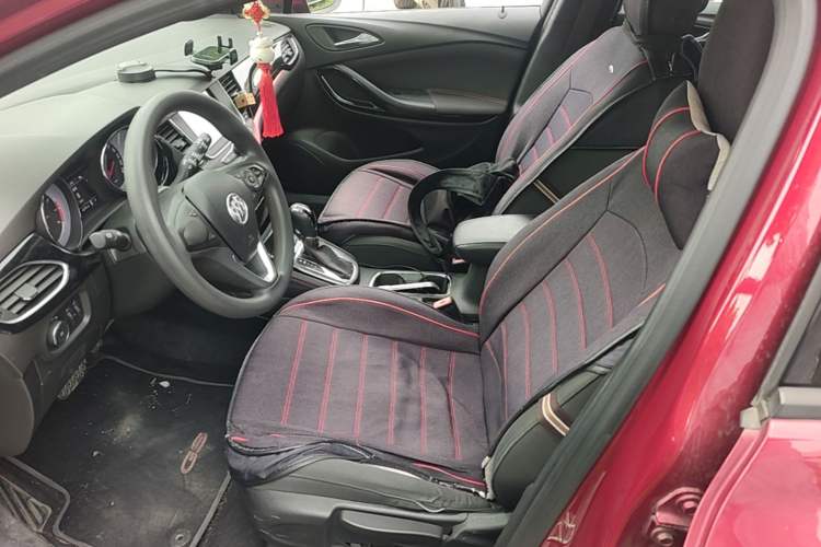 Used Buick Verano 2016 Two-Door GS 20T Dual-Clutch Haoting Sporty Model Left Front Seat