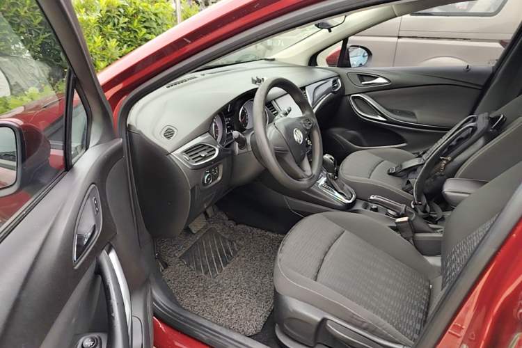Used Buick Verano 2016 Hatchback 15S Automatic Ambition Model Left Front Seat