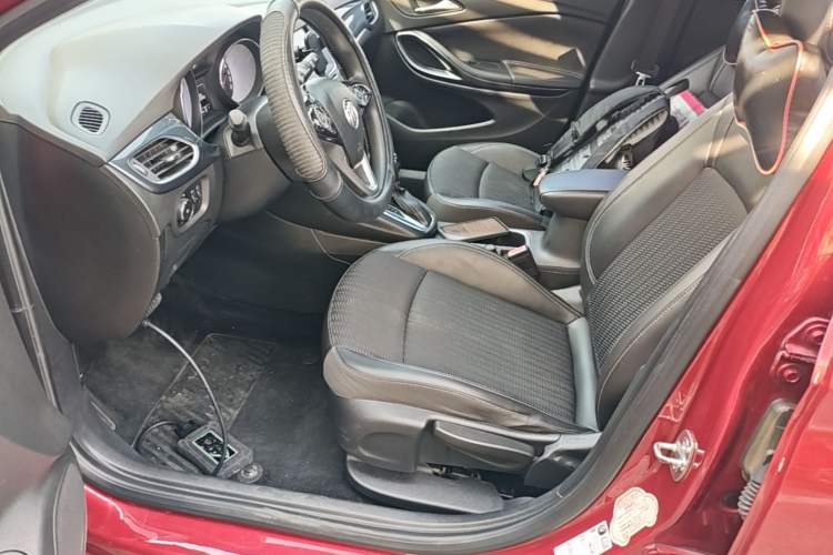 Used Buick Verano 2016 Hatchback 15S Automatic Leading Model Left Front Seat