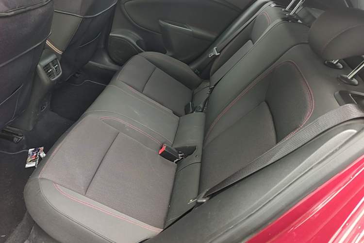Used Buick Verano 2016 Two-Door GS 20T Dual-Clutch Haoting Sporty Model Left Rear Seat