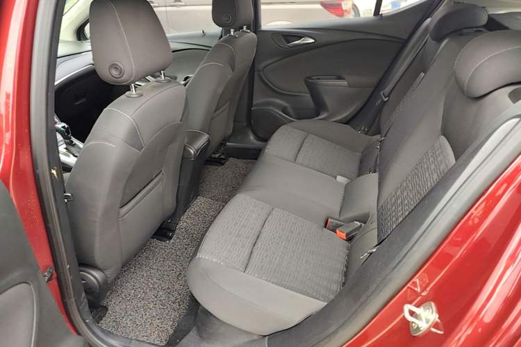 Used Buick Verano 2016 Hatchback 15S Automatic Ambition Model Left Rear Seat
