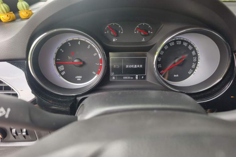 Used Buick Verano 2016 Hatchback GS 20T Dual-Clutch Passionate Sporty Model Odometer Close Up