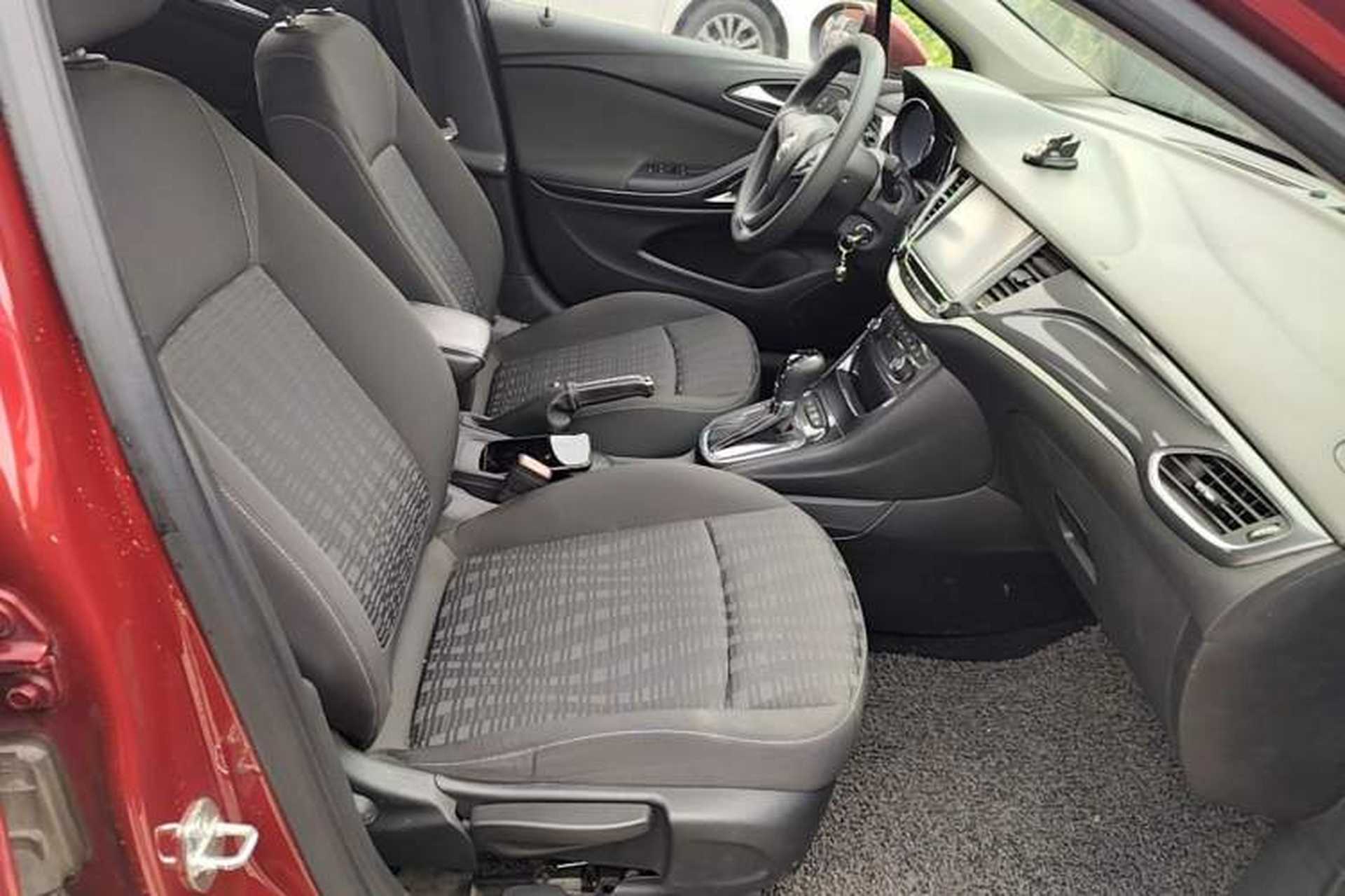 Used Buick Verano 2016 Hatchback 15S Automatic Ambition Model Right Front Seat