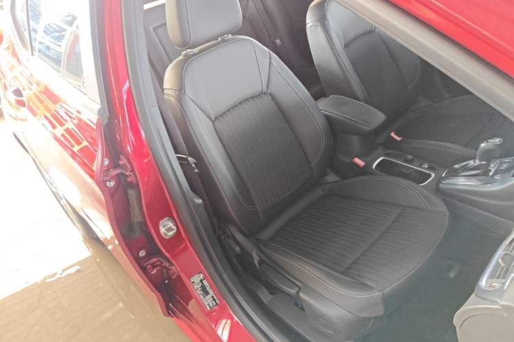 Used Buick Verano 2016 Hatchback 15S Automatic Leading Model Right Front Seat