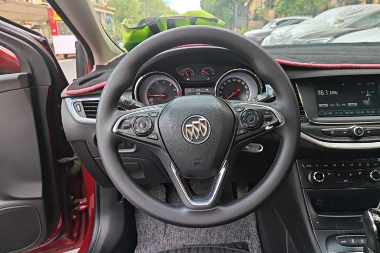 Used Buick Verano 2016 Hatchback 15S Automatic Leading Model Steering Wheel