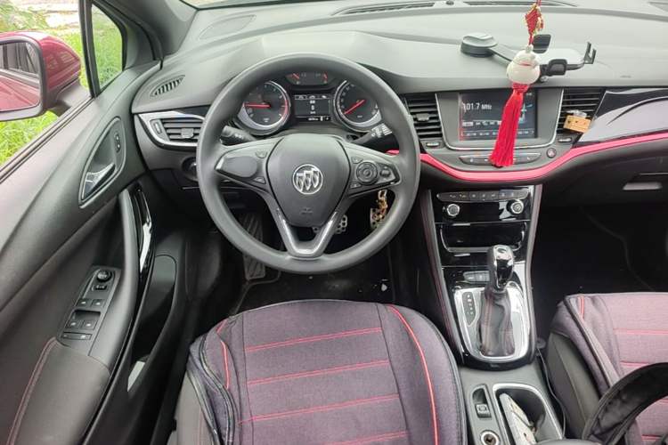 Used Buick Verano 2016 Two-Door GS 20T Dual-Clutch Haoting Sporty Model Steering Wheel