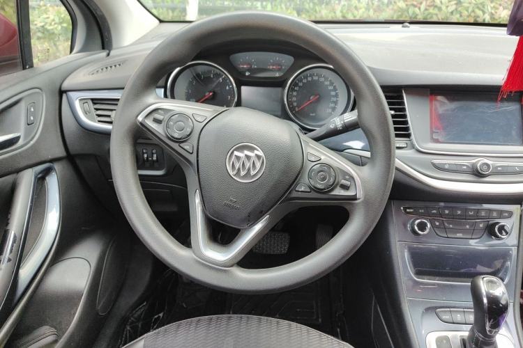 Used Buick Verano 2016 Hatchback 15S Automatic Leading Model Steering Wheel