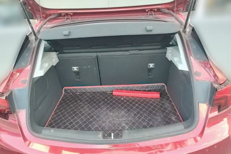 Used Buick Verano 2016 Hatchback 15S Automatic Ambition Model Trunk