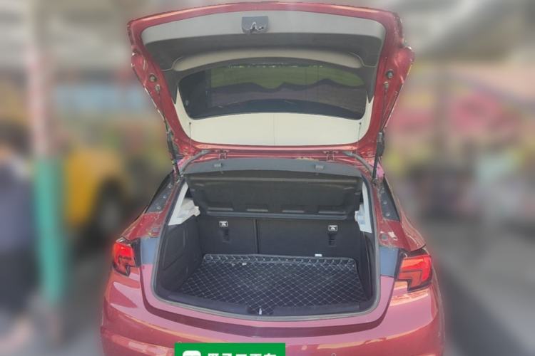 Used Buick Verano 2016 Hatchback 15S Automatic Leading Model Trunk