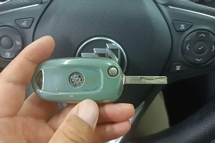 Used Buick Verano 2016 Hatchback 15S Automatic Leading Model Vehicle Key