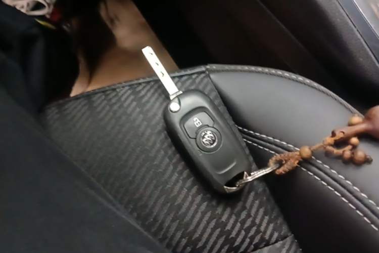 Used Buick Verano 2016 Hatchback 15S Automatic Leading Model Vehicle Key