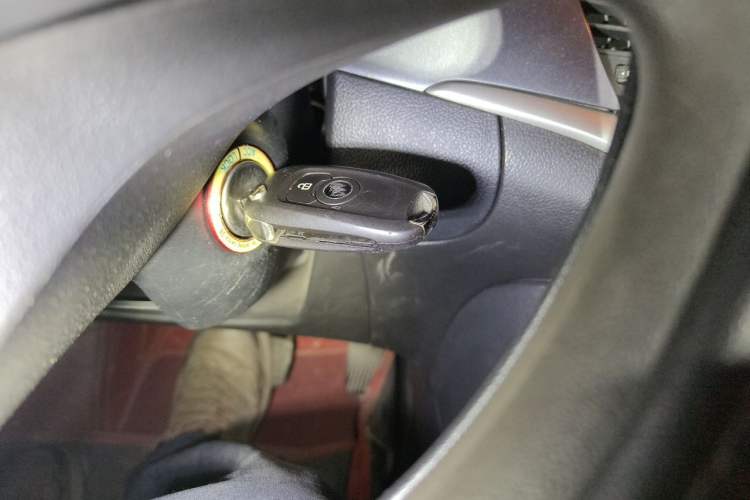 Used Buick Verano 2016 Hatchback 15S Automatic Ambition Model Vehicle Key