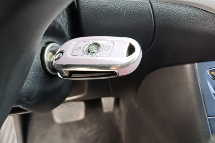 Used Buick Verano 2016 Hatchback 15S Automatic Leading Model Vehicle Key