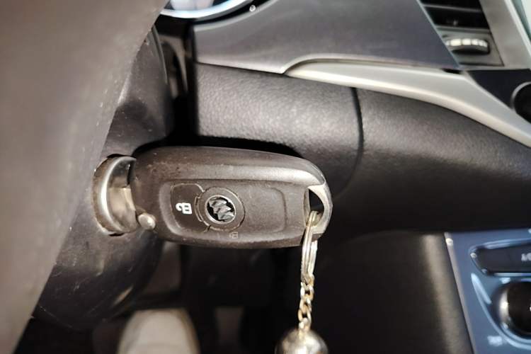 Used Buick Verano 2016 Hatchback 15S Automatic Ambition Model Vehicle Key