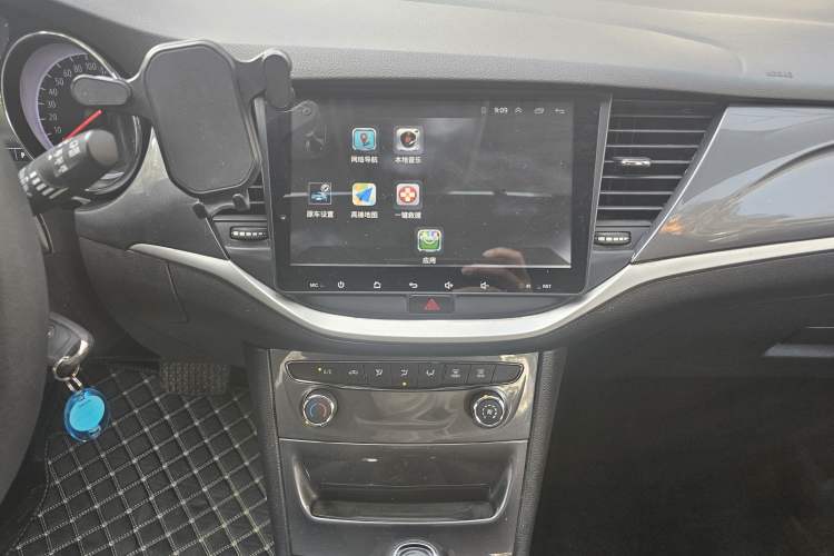 Used Buick Verano 2016 Hatchback 15S Automatic Ambition Model Audio And AC Panel