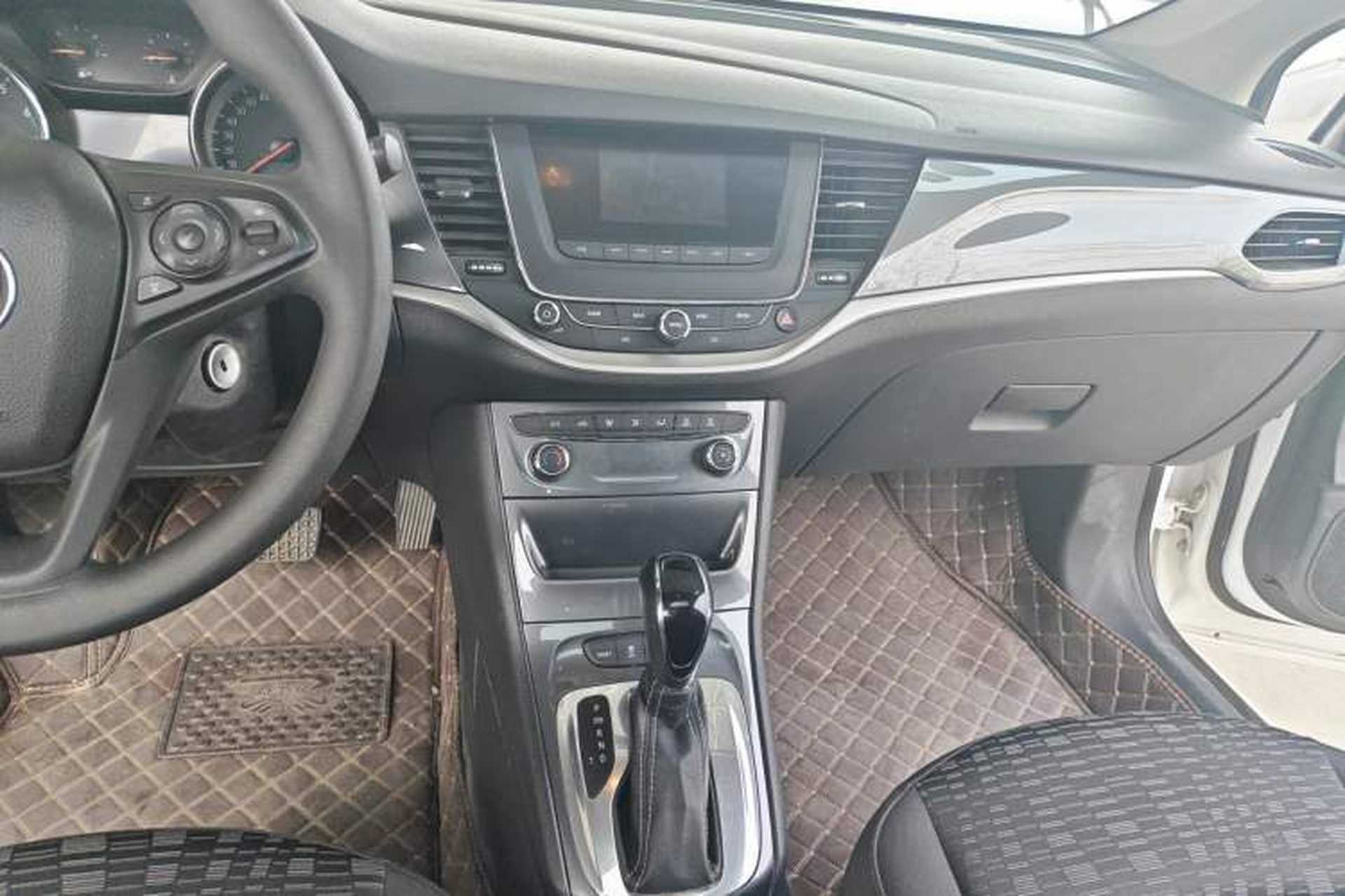 Used Buick Verano 2016 Hatchback 15S Automatic Ambition Model Audio And AC Panel