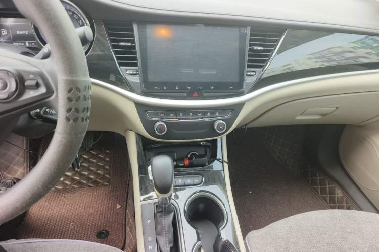 Used Buick Verano 2016 Hatchback 15S Automatic Ambition Model Audio And AC Panel