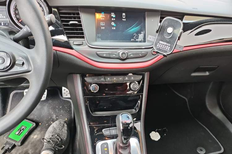 Used Buick Verano 2016 Two-Door GS 20T Dual-Clutch Haoting Sporty Model Audio And AC Panel