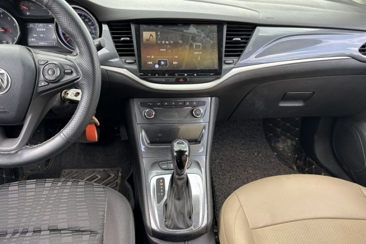 Used Buick Verano 2016 Hatchback 15S Automatic Ambition Model Audio And AC Panel