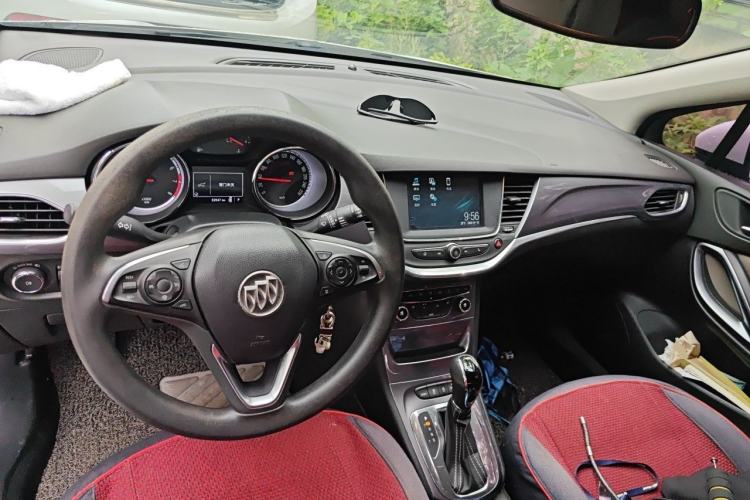 Used Buick Verano 2016 Hatchback 15S Automatic Leading Model Center Console