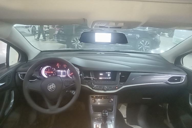 Used Buick Verano 2016 Hatchback 15S Automatic Ambition Model Center Console