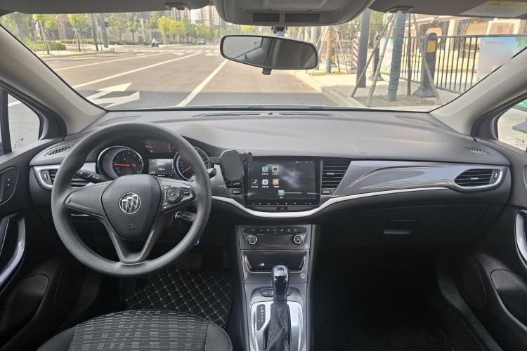 Used Buick Verano 2016 Hatchback 15S Automatic Ambition Model Center Console