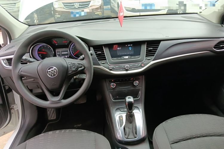 Used Buick Verano 2016 Hatchback 15S Automatic Ambition Model Center Console