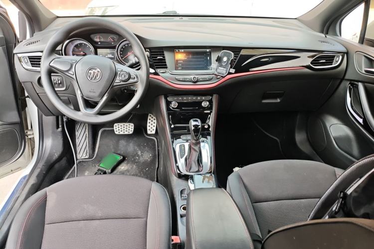 Used Buick Verano 2016 Two-Door GS 20T Dual-Clutch Haoting Sporty Model Center Console