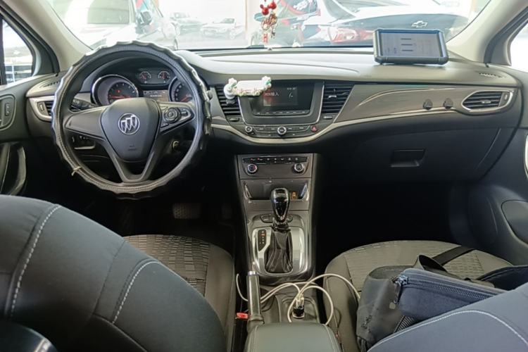 Used Buick Verano 2016 Hatchback 15S Automatic Ambition Model Center Console