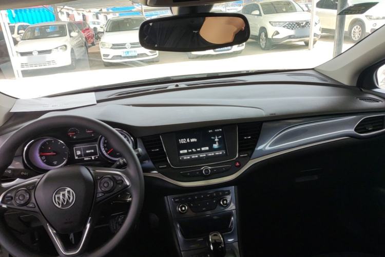 Used Buick Verano 2016 Hatchback 15S Automatic Leading Model Center Console