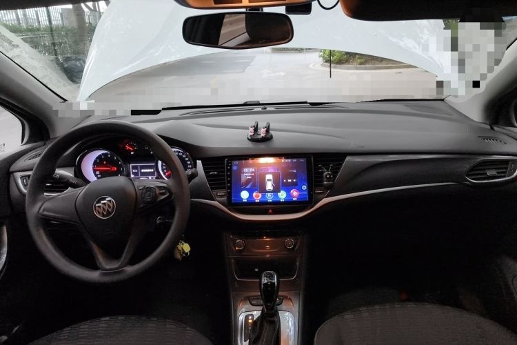 Used Buick Verano 2016 Hatchback 15S Automatic Ambition Model Center Console