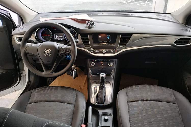 Used Buick Verano 2016 Hatchback 15S Automatic Ambition Model Center Console