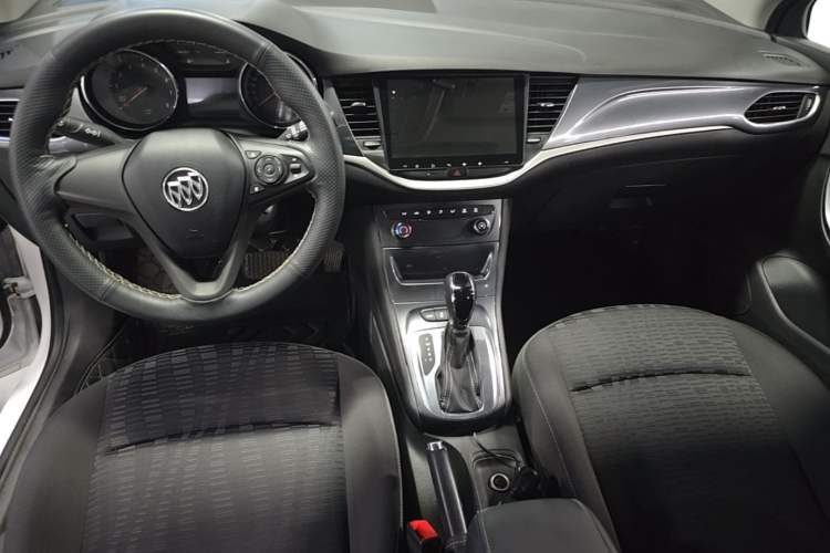 Used Buick Verano 2016 Hatchback 15S Automatic Ambition Model Center Console