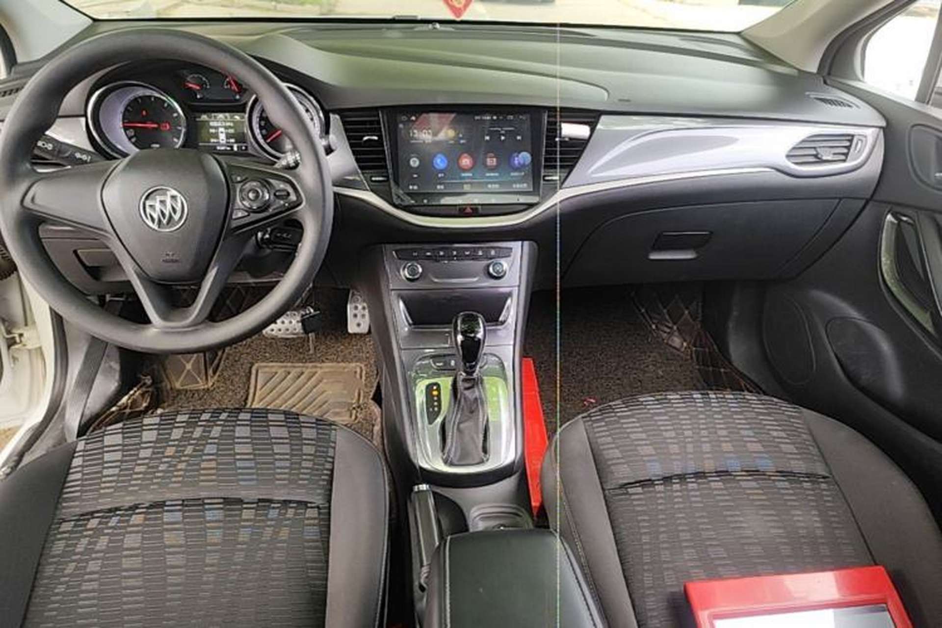Used Buick Verano 2016 Hatchback 15S Automatic Ambition Model Center Console