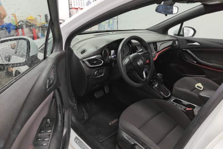 Used Buick Verano 2016 Two-Door GS 20T Dual-Clutch Haoting Sporty Model Driver Seat