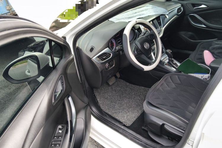 Used Buick Verano 2016 Hatchback 15S Automatic Leading Model Driver Seat