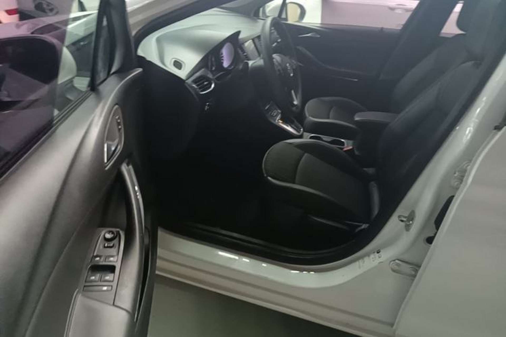 Used Buick Verano 2016 Hatchback 15S Automatic Leading Model Driver Seat
