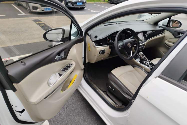 Used Buick Verano 2016 Hatchback 15S Automatic Leading Model Driver Seat