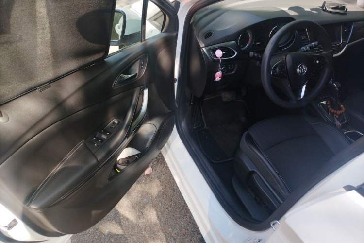 Used Buick Verano 2016 Hatchback 15S Automatic Leading Model Driver Seat
