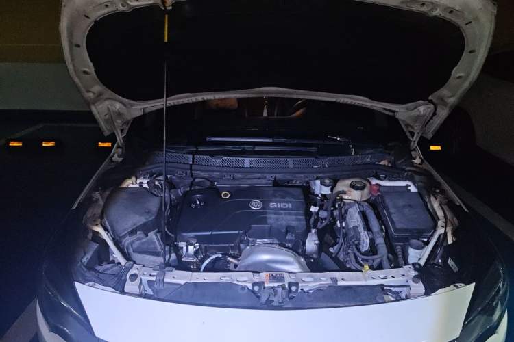 Used Buick Verano 2016 Hatchback 15S Automatic Leading Model Engine Bay